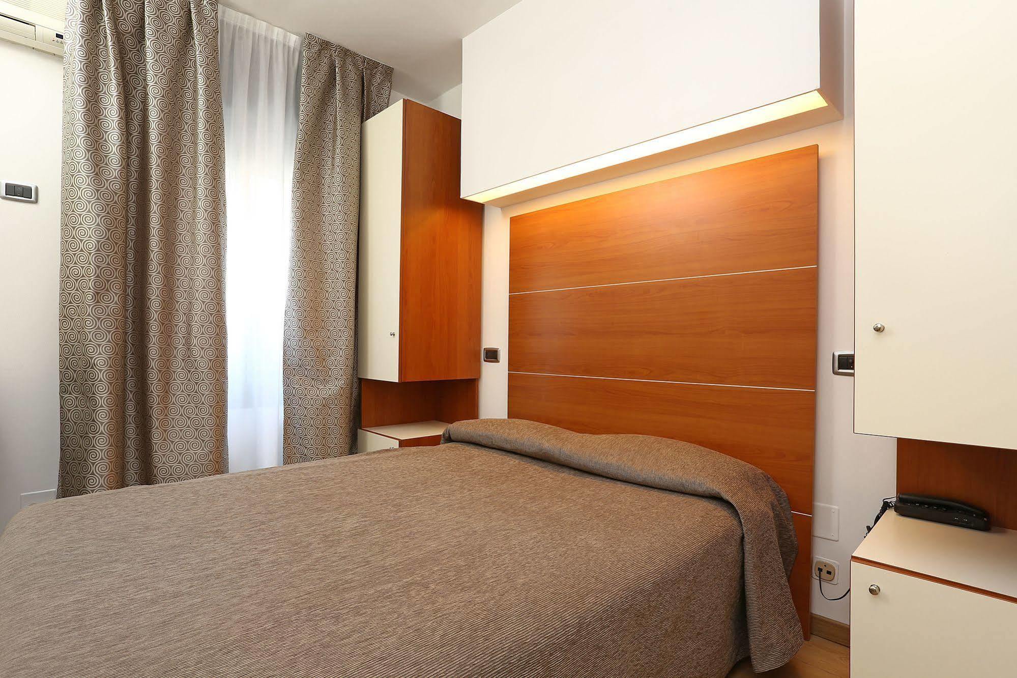 Hotel Corticella Болоня Екстериор снимка